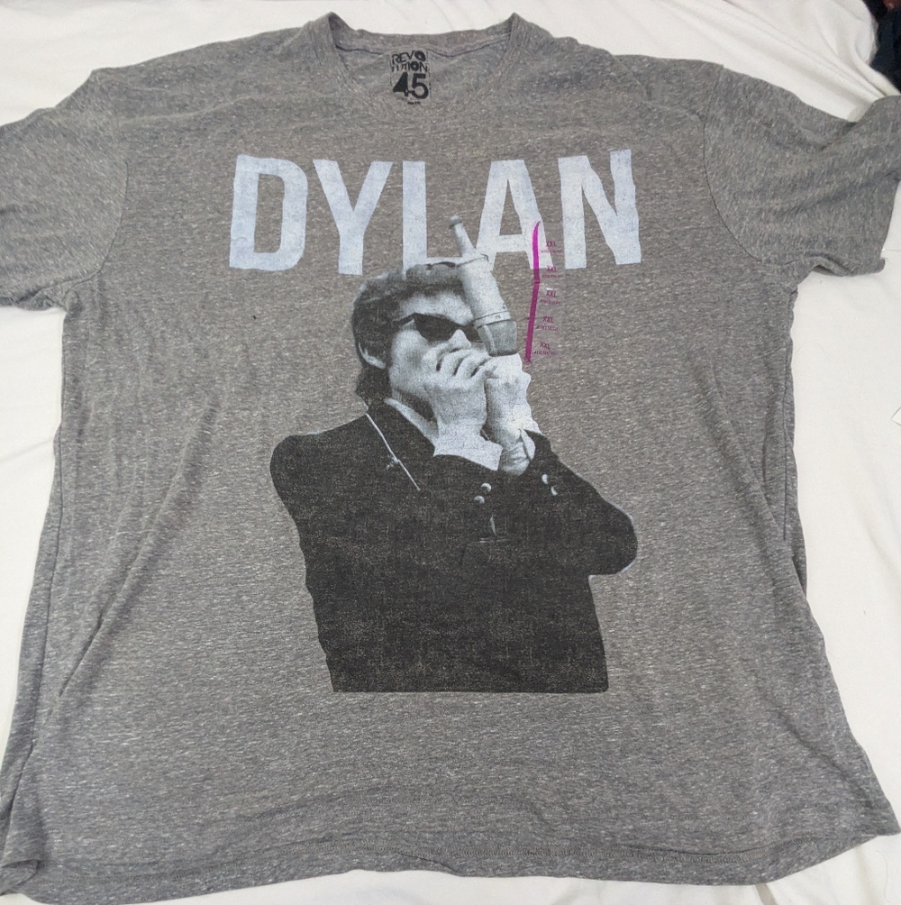 Bob Dylan NWT Men's Grey Tshirt Span Playing Harmonica Size XXL